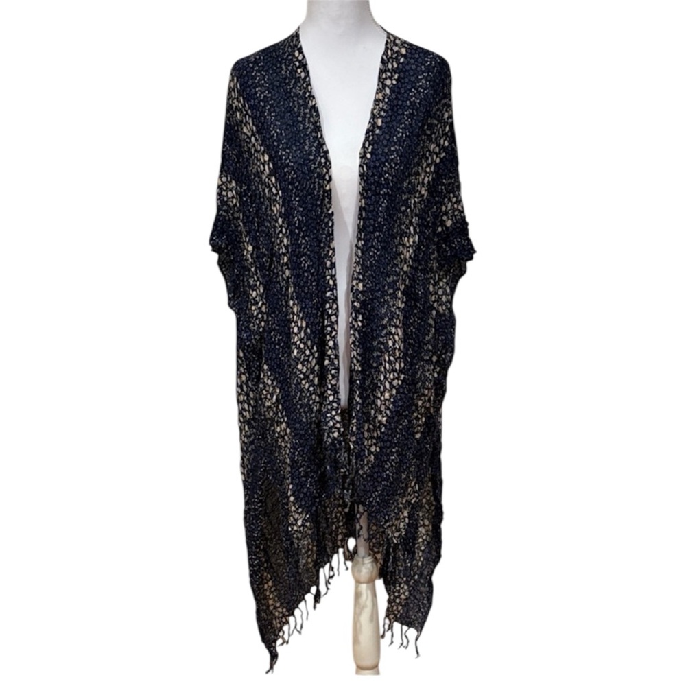 NWOT American Eagle Outfitters Navy and Cream kimono Wrap